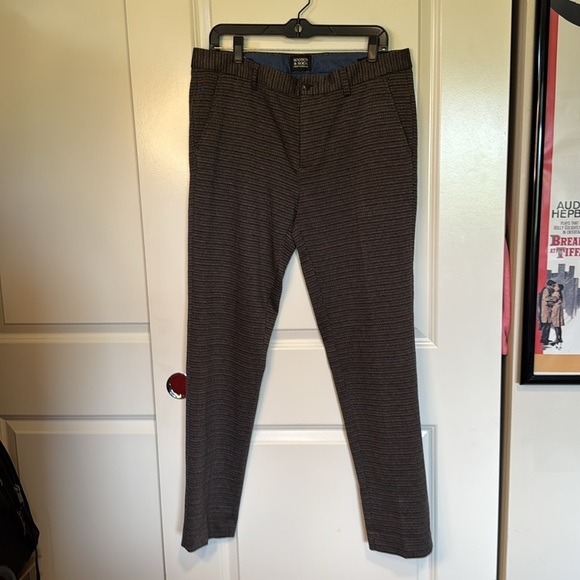 Scotch & Soda Classic Brown Khakis - Picture 6 of 14